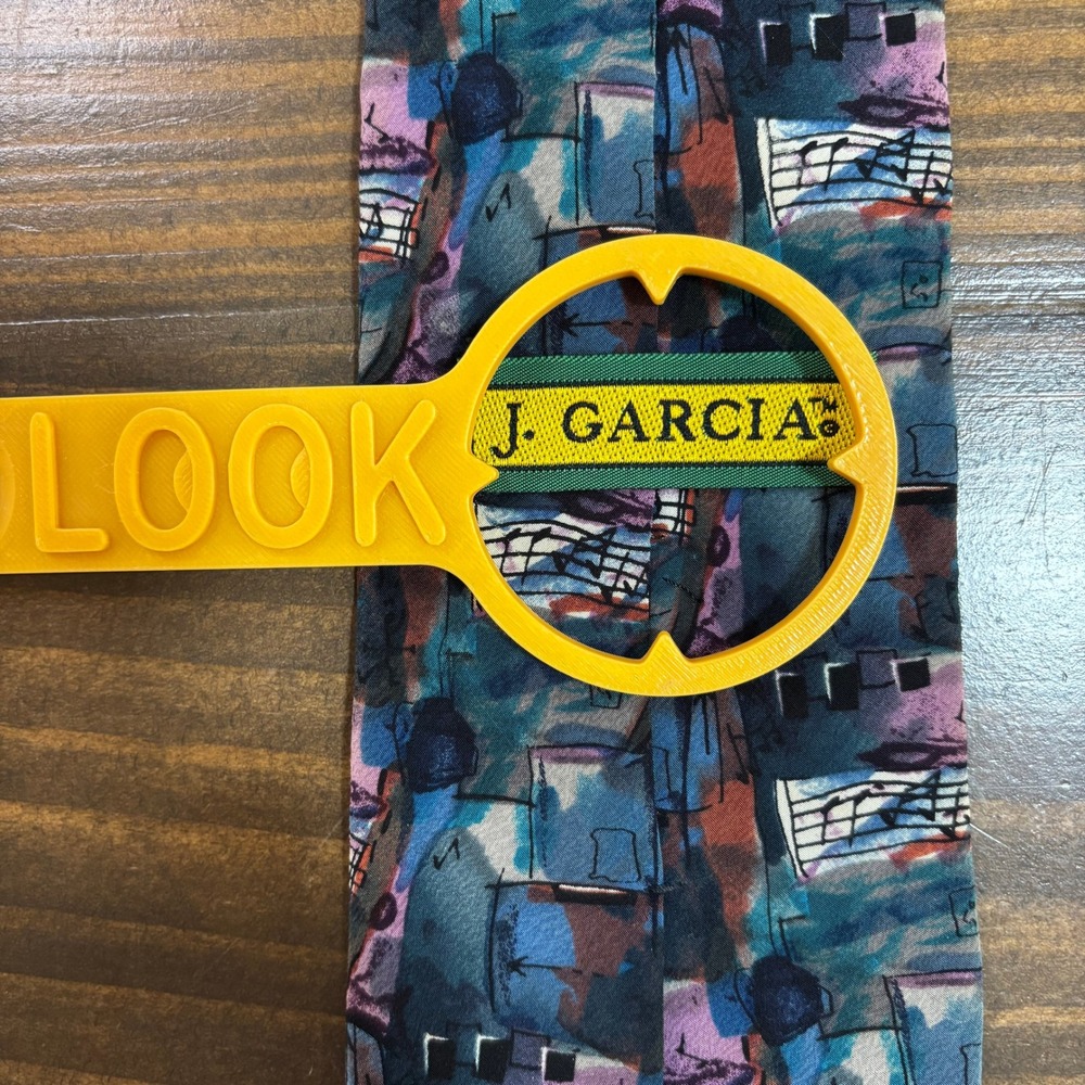 J. Garcia Mens Abstract Silk Necktie Blue Purple Musical Art Tie 3.75" x 54.5" - Picture 4 of 6